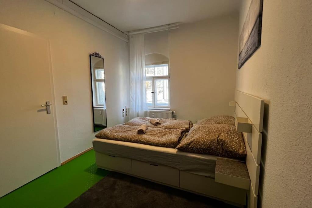 Apartamento Traumhaft In Mitten Der Fussgaengerzone Pirna Exterior foto